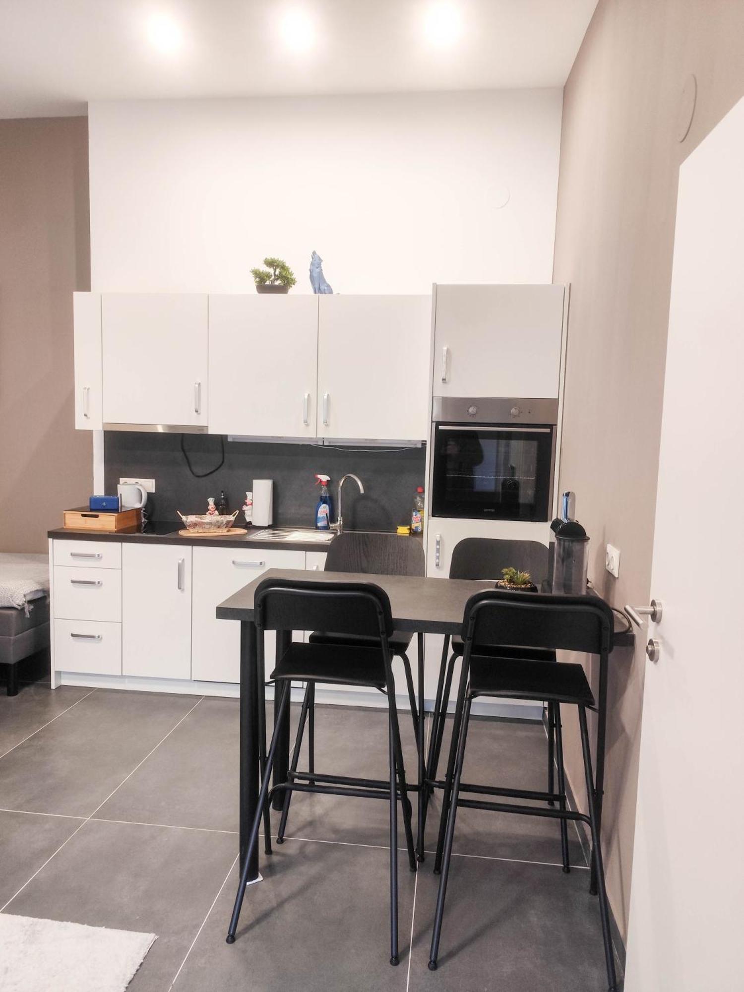 Cozy Apartments In Central Location With Free Parking Wien Ngoại thất bức ảnh