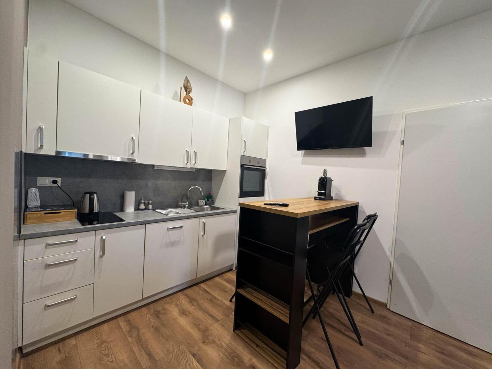 Cozy Apartments In Central Location With Free Parking Wien Ngoại thất bức ảnh